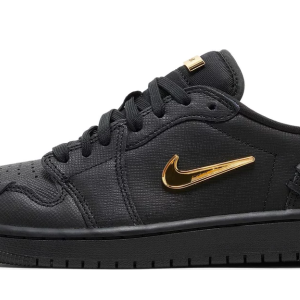 Nike Air Jordan 1 Low Method of Make 'Black'