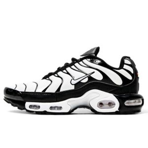 Nike Air Max Plus Essential Panda