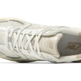 NewBalance530BeigeAngora_3.jpg