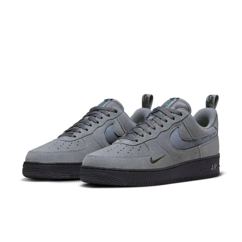 NikeAIRFORCE1_07LV8ReflectiveSwoosh_2_21359890-9cd4-4682-8d35-014109e79803.jpg