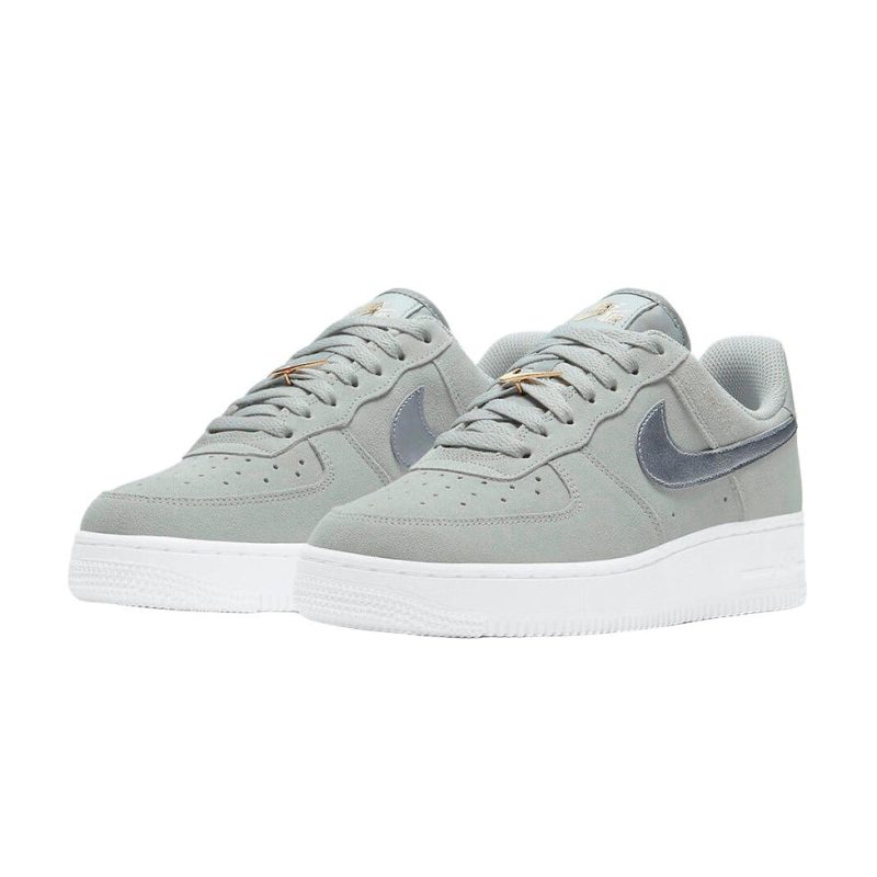 NikeAirForce1LowGreySuede.jpg