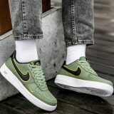 NikeAirForce1OliveGreenGold_5_8f72ee21-eef7-41ee-9ea7-eb135d5f5528_1.jpg