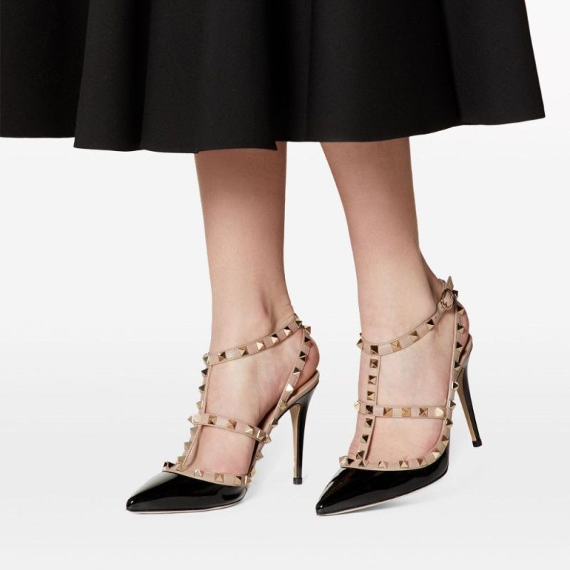 ValentinoGaravaniRockstudBlackPumps_1.jpg